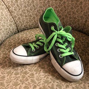 Green Converse All Stars Chuck Taylors Sz M 5 W 7